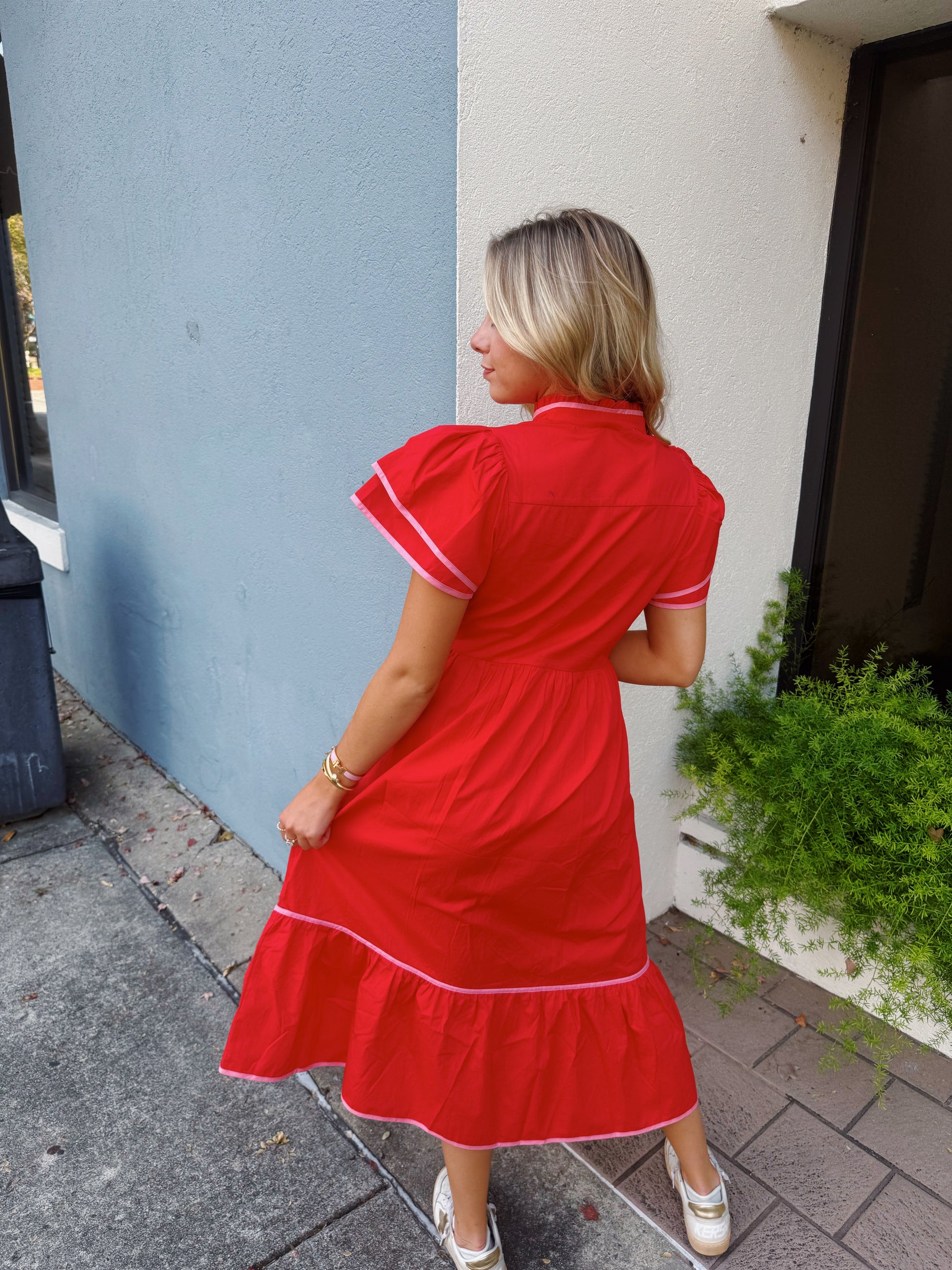 CONFIDENCE IN RED