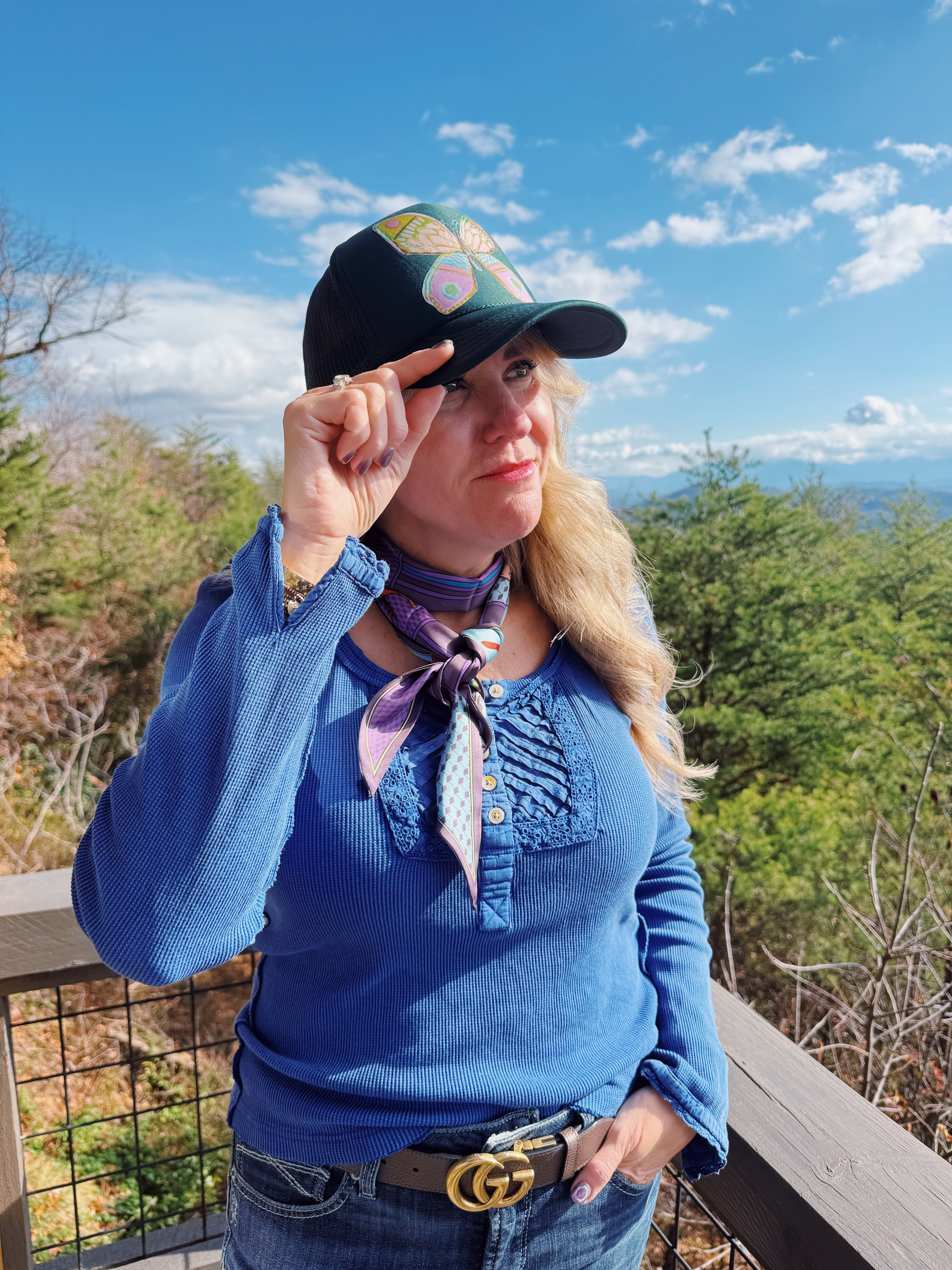 BUTTERFLY TRUCKER HAT