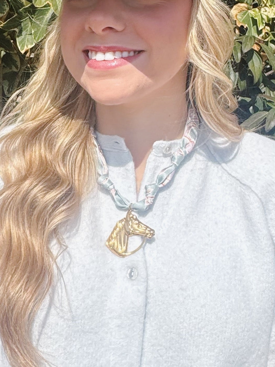 THE WOODRO SCARF NECKLACE