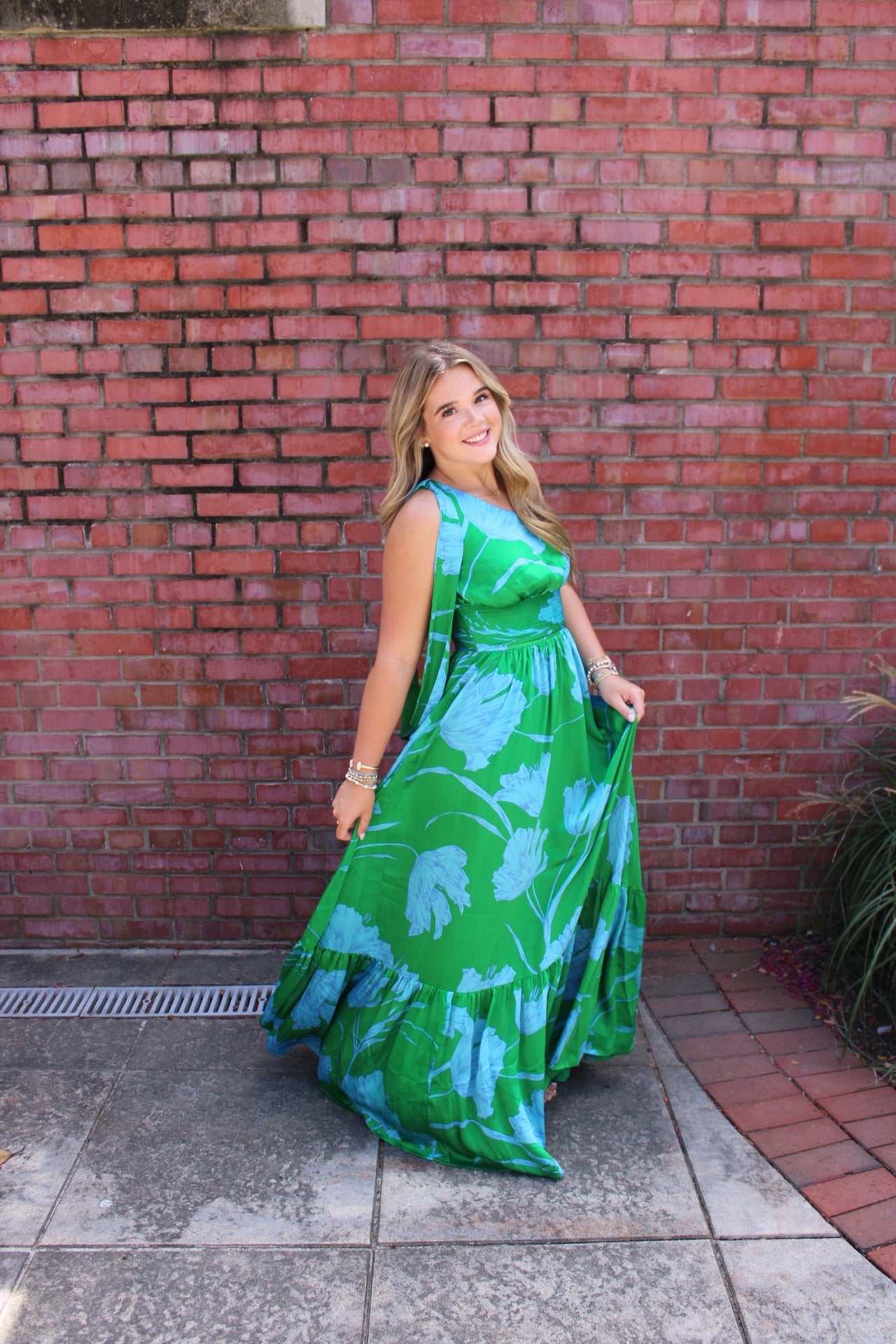 THE KAITLYN DRESS