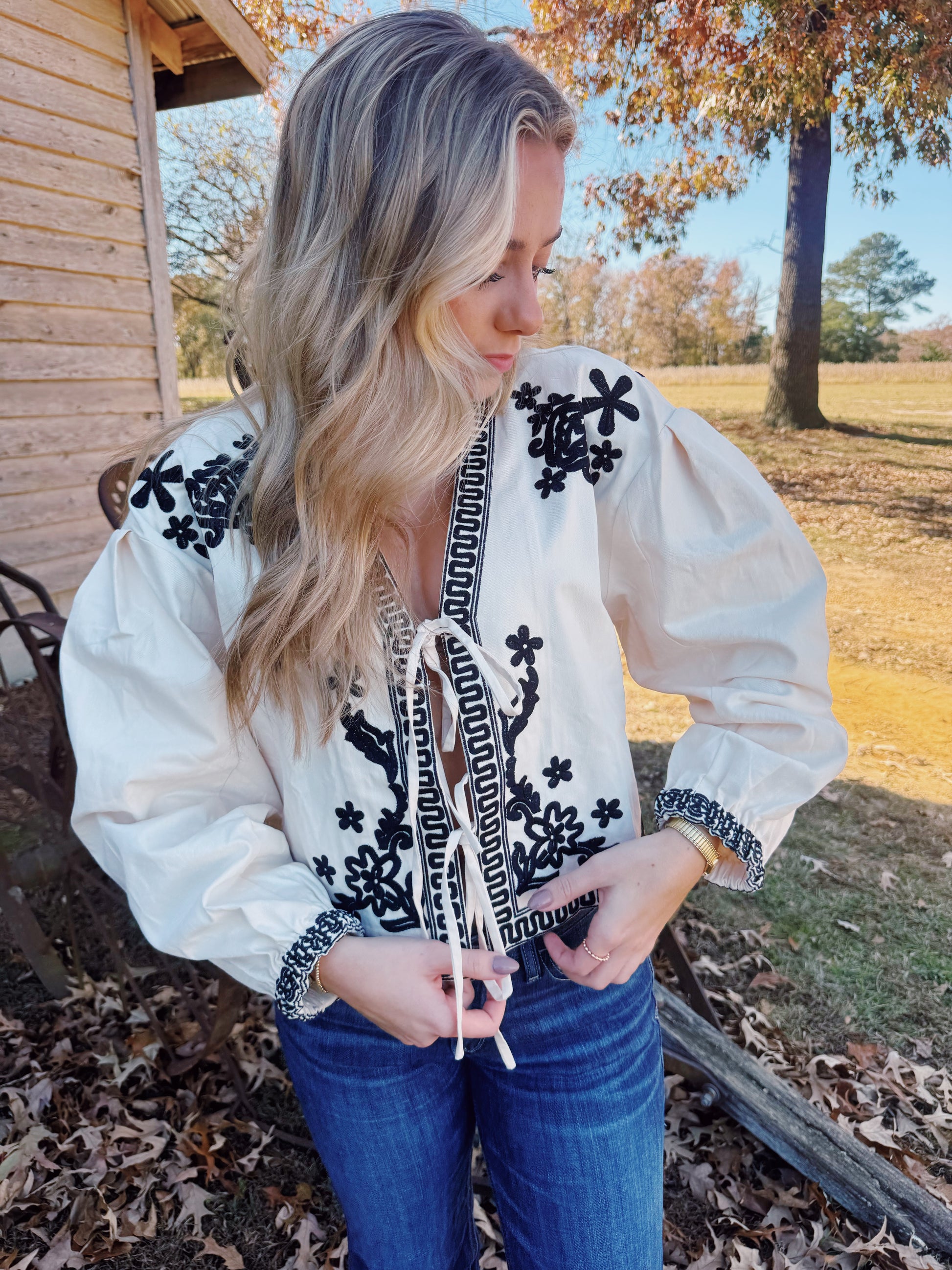 THE MAGNOLIA TIE TOP