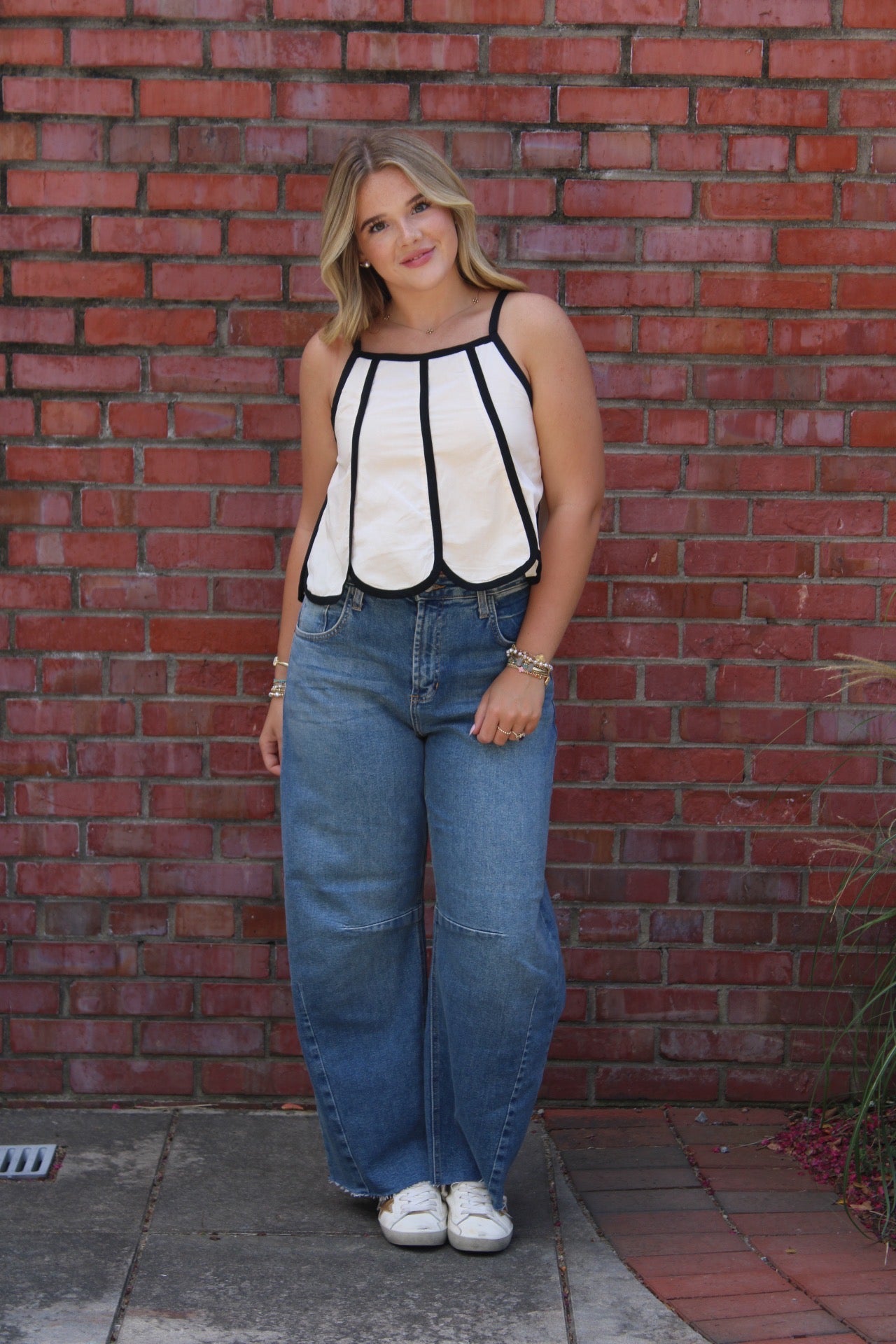 THE SCALLOPED TANK